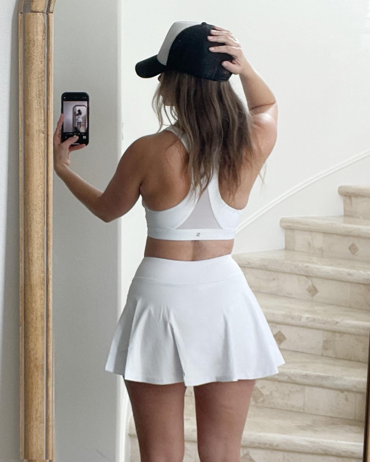 Women's Tennis Skirt with Pockets & Built-in Shorts – High-Waisted Golf Running Skort for Active Lifestyle, Sporty Fitness Wear (White,L)